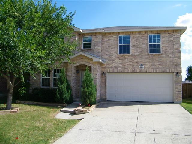 1816 Shasta View Dr, Justin, TX 76247 