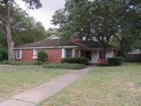 7212 Martha Lane, Fort Worth, TX 76112 