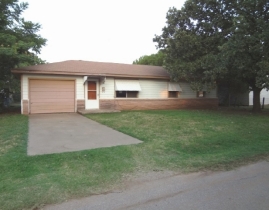 418 Elm St, Burkburnett, TX 76354 