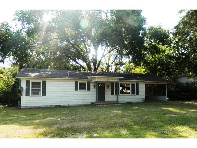101 Hodge, Arp, TX 75750 