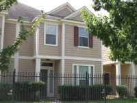 8023 Ellinger Ln, Houston, TX 77040 