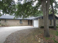401 Rolling Hills Dr, Conroe, TX 77304 