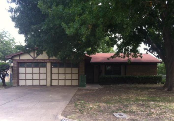 1411 Darlene Ln, Arlington, TX 76010 