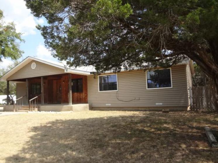 114 Overlook Rd, Valley Mills, TX 76689 