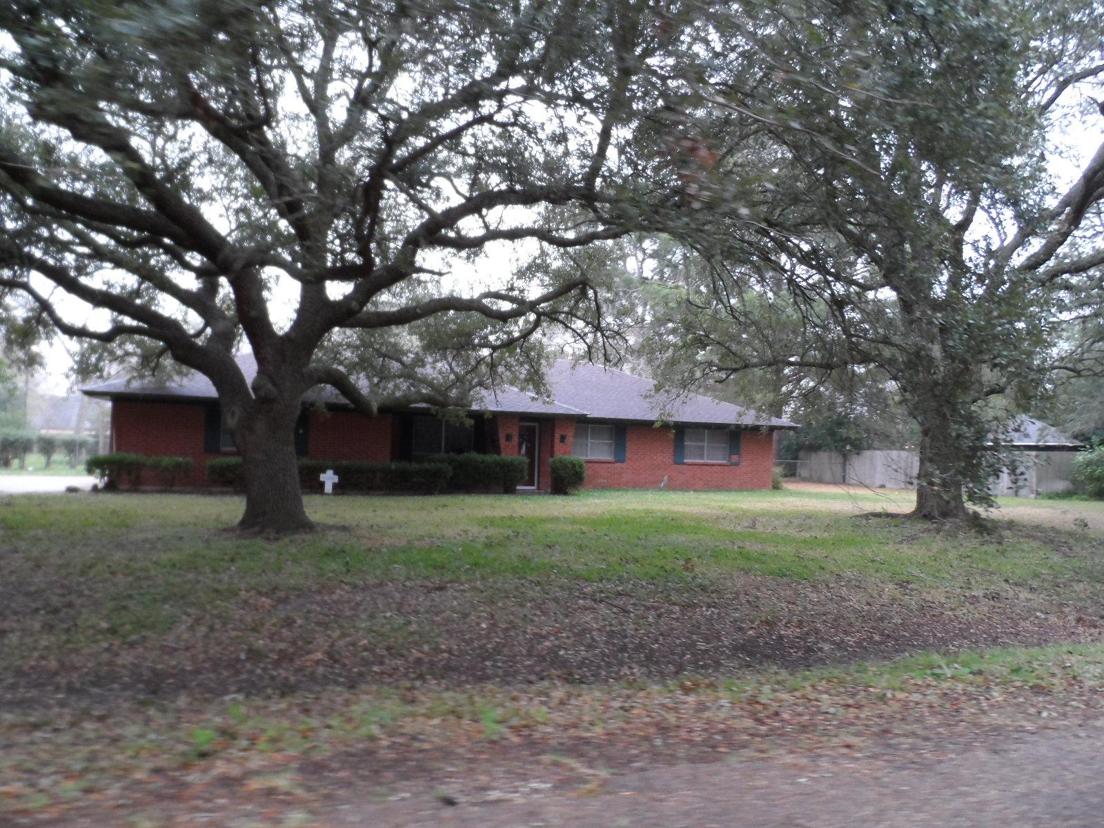 705 Cotharn Dr, Angleton, TX 77516 