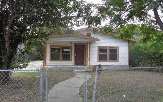 1254 Crystal St, San Antonio, TX 78211 