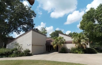 6011 Lakeside Dr, Liberty, TX 77575 