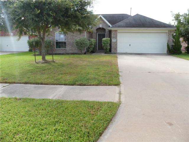 5407 Morgan Oak Dr, Alvin, TX 77511 