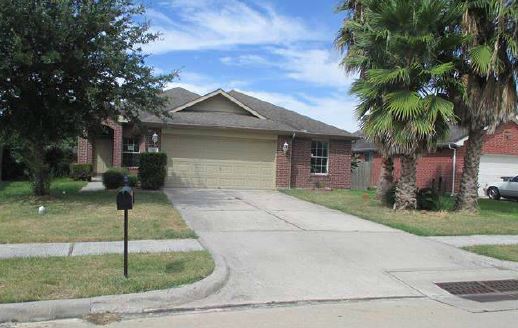 904 Bacliff Drive, Bacliff, TX 77518 