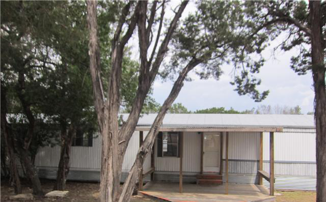 414 Wright Dr, Bandera, TX 78003 