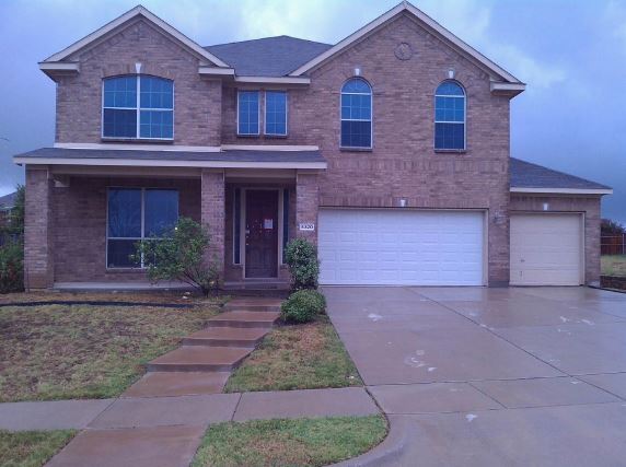 5320 Quail Feather Dr, Fort Worth, TX 76123 