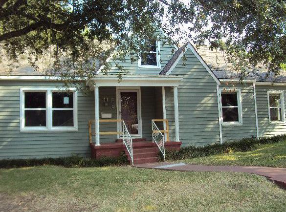 919 W College St, Sherman, TX 75092 