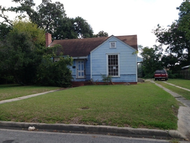 2975 Avenue D, Beaumont, TX 77701 