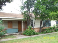 3830 E 1st St, Fort Worth, TX 76111 