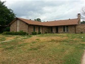 1106 Meandering Way, Garland, TX 75040 