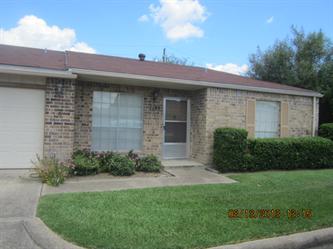 1184 Sunmeadow Drive, Beaumont, TX 77706 