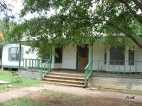 634 N Edwards, Charlotte, TX 78011 