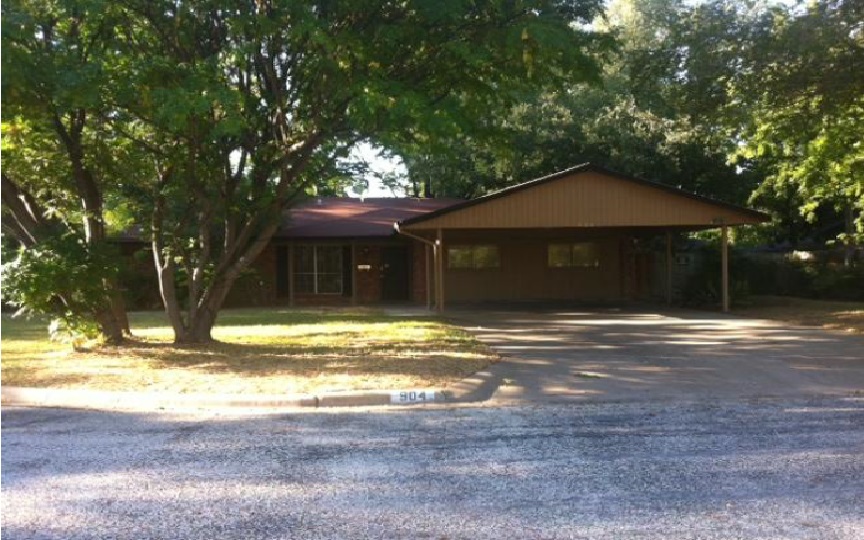 904 Ruskin Dr, Bryan, TX 77802 