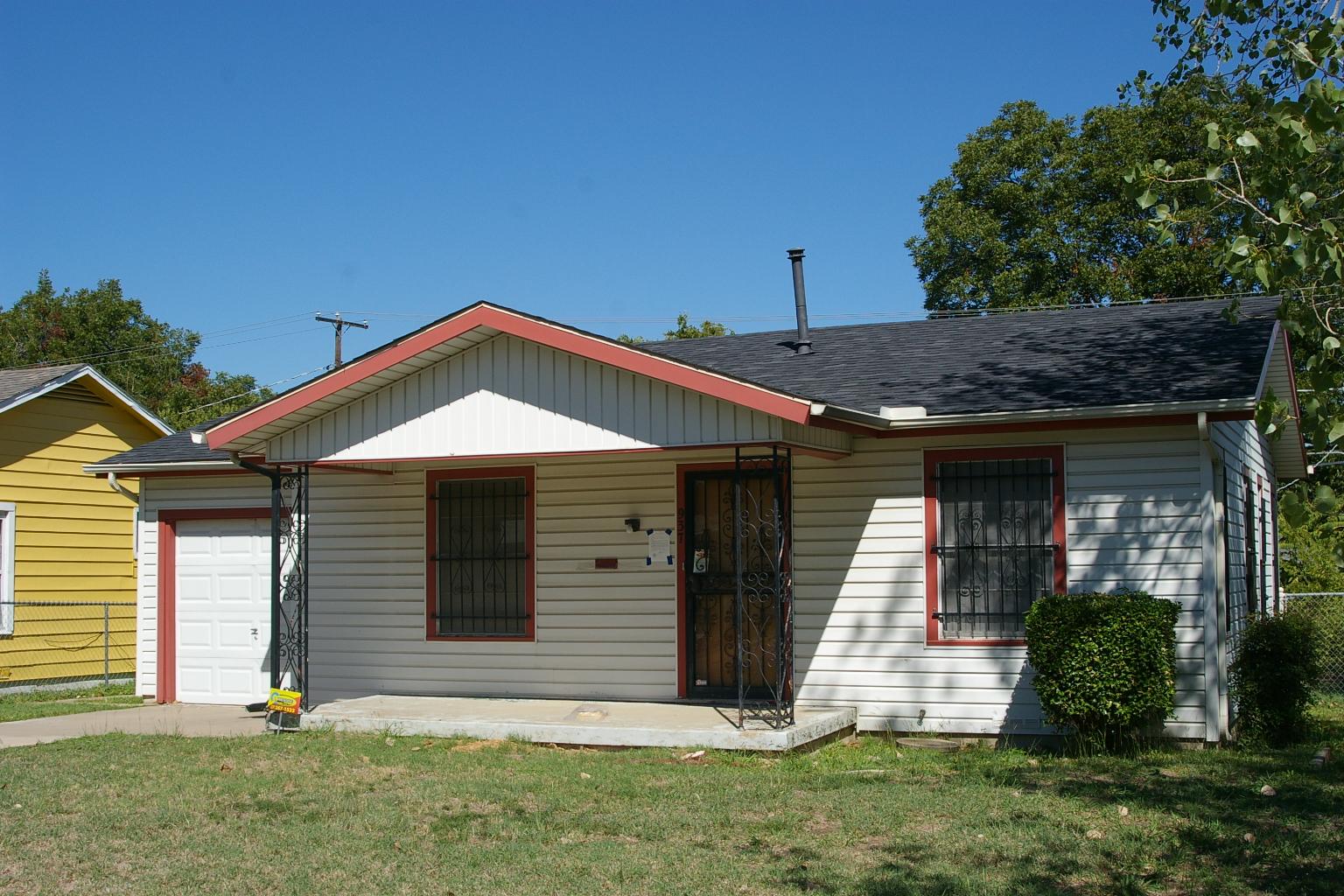 937 Glen Garden Drive, Fort Worth, TX 76104 