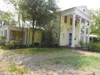 24956 Country Club Rd, Gladewater, TX 75647 
