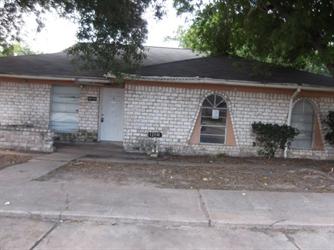 12110 And 12112 White Cap, Houston, TX 77072 