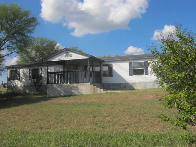 1230 Grandview Drive, San Marcos, TX 78666 