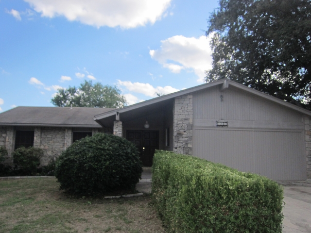 6102 Pecan Trail St, San Antonio, TX 78249 