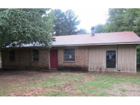 400 Country Club Dr, Hallsville, TX 75650 