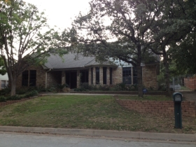 2704 Winding Oaks Dr, Arlington, TX 76016 