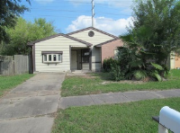 14343 Edenglen Dr, Houston, TX 77049 