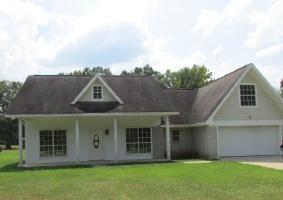 611 W Trout St, Kirbyville, TX 75956 