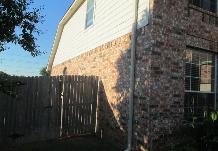 1304 Buena Vista Dr, Denton, TX 76210 