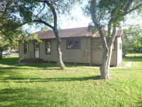 406 Rogers St, Woodsboro, TX 78393 
