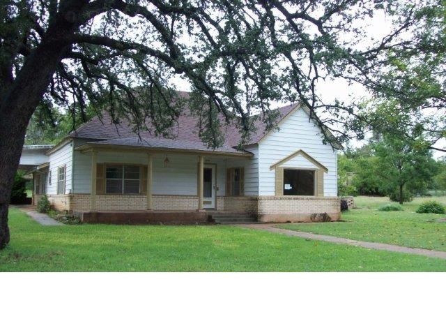 1209 Wright St, Llano, TX 78643 