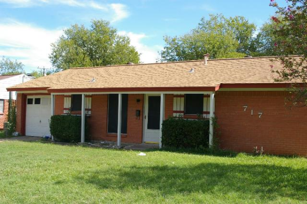 717 Sw Southridge Dr, Burleson, TX 76028 