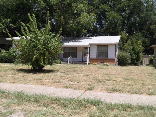 4824 Bismark Drive, Dallas, TX 75216 