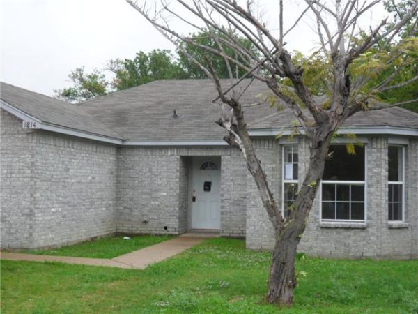 1814 Bickers St, Dallas, TX 75212 