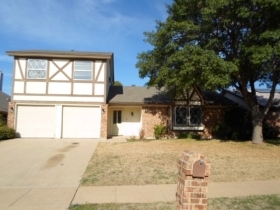 351 Lottie Lane, Saginaw, TX 76179 