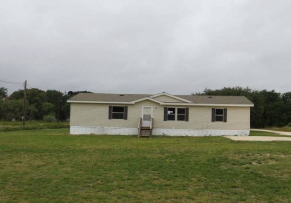 651 Barnett, Eden, TX 76837 