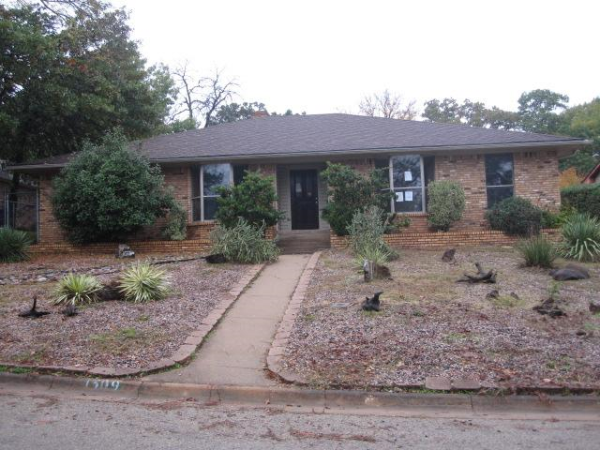 1309 S Hyde Park Ave, Denison, TX 75020 