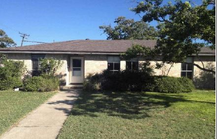 101 Daniel Moore Dr, Portland, TX 78374 