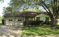 8106 Shady Grove Ln, Houston, TX 77040 