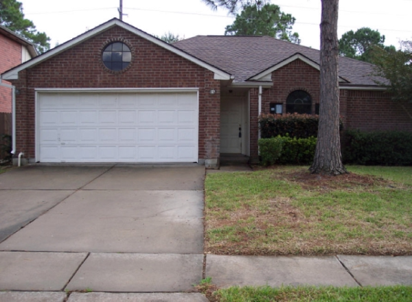 16419 Mccormick Dr, Houston, TX 77095 