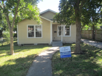2905 Lipscomb St, Houston, TX 77023 
