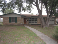 118 E Crestline Dr, San Antonio, TX 78021 