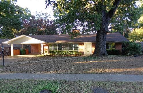 1302 Hudson St, Texarkana, TX 75503 