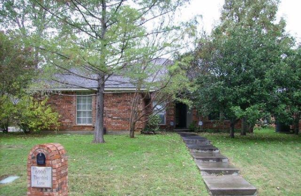 6900 Thornbird Ln, Arlington, TX 76001 