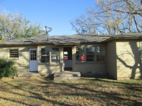 2409 37th St, Lubbock, TX 79412 