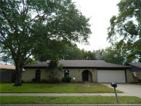 2112 Norfolk Dr, Arlington, TX 76015 