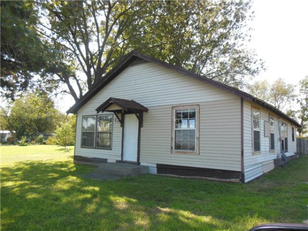 404 N Mcduff, Grandview, TX 76050 